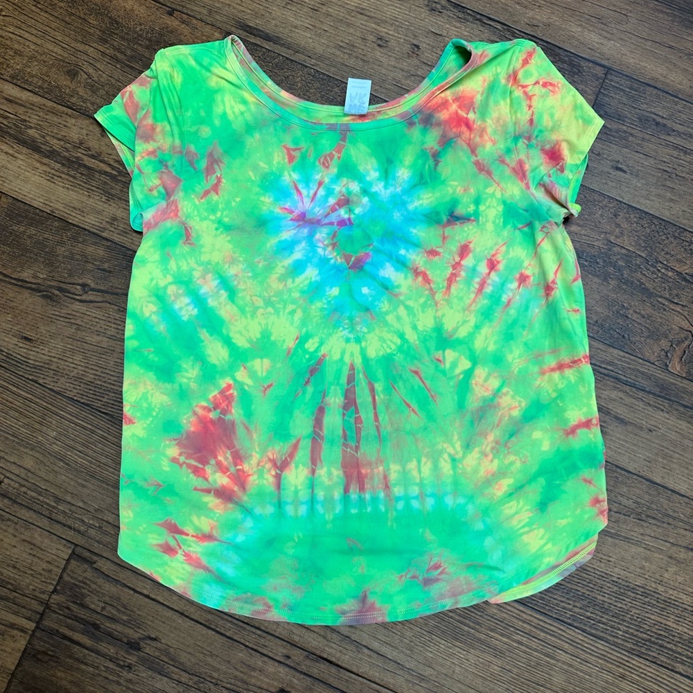 Zumba Fitness Vibrant Tie-Dye Short Sleeve Tee